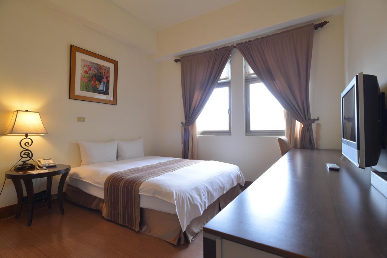 Yago Inn Tamsui Exteriör bild