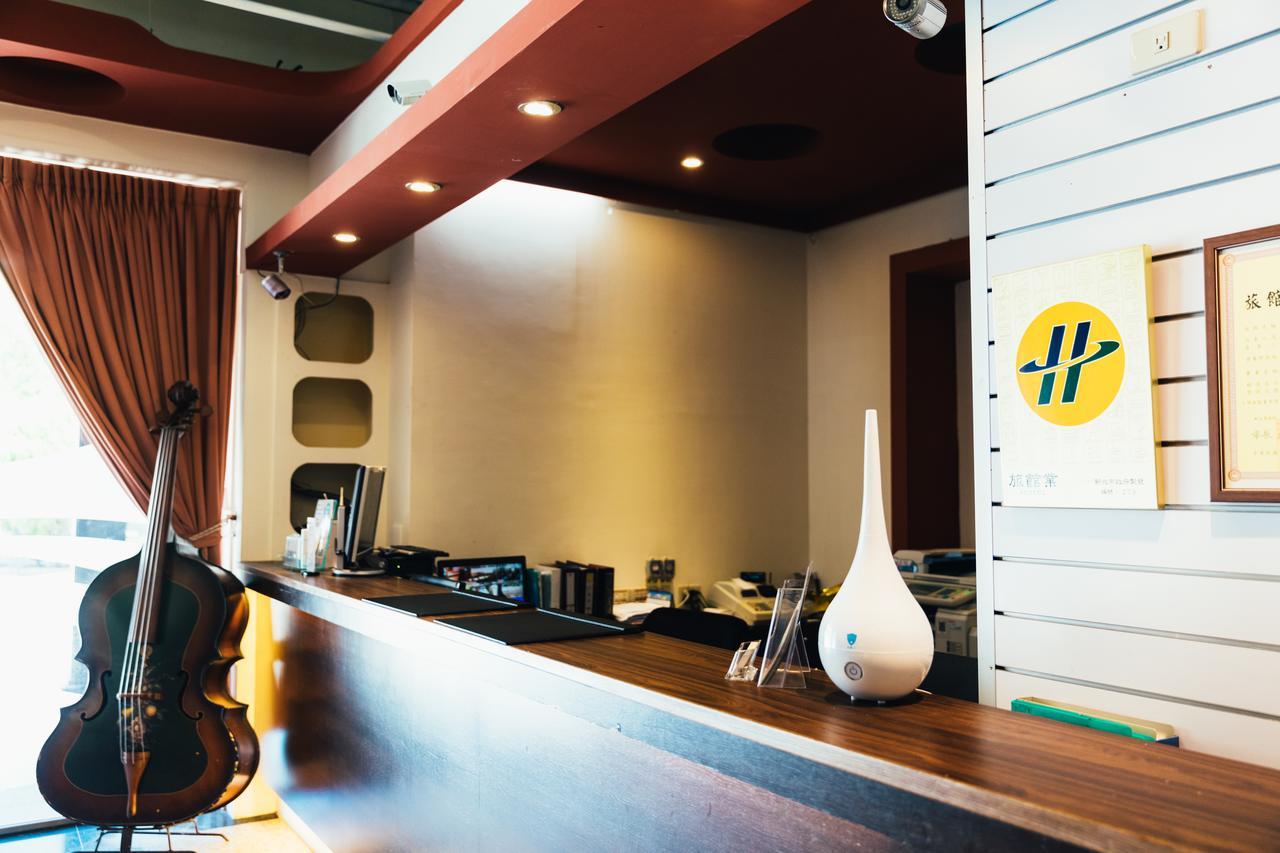Yago Inn Tamsui Exteriör bild